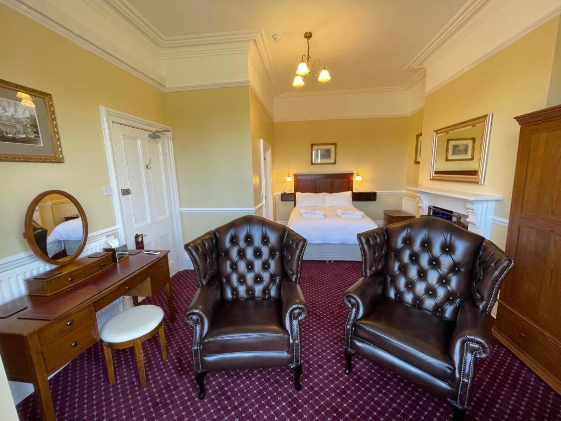 Roseleigh Hotel Buxton  Exterior photo